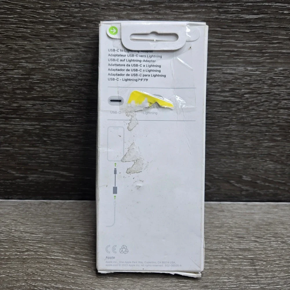 Apple USB-C to Lightning Adapter Model A2868 MUQX3AM/A White Dongle Sealed Box